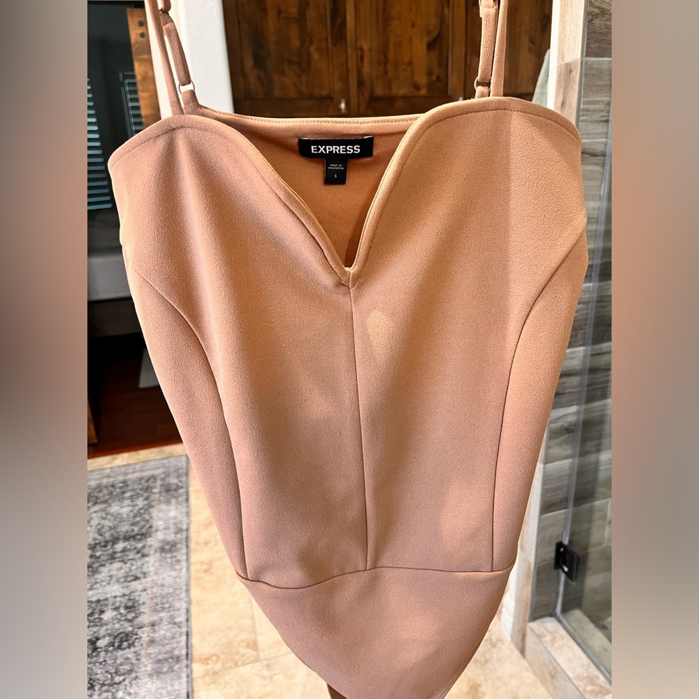 Express camel bodysuit NWOT